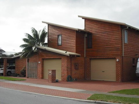 Docking A.R. & D.A. - Builder Search 1