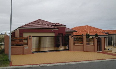 Ausmak Holdings Pty Ltd - Builder Search 1