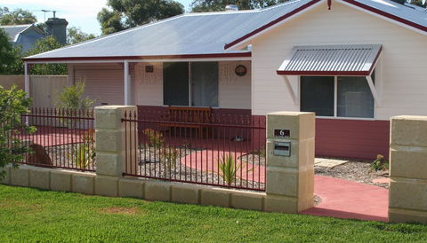 Ross Squire Homes - Builder Search 2