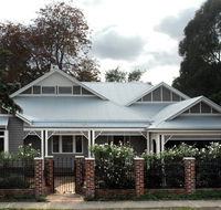 M J Bright Builders - Builder Search