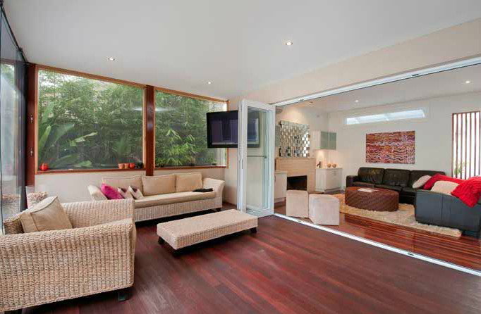 Mckinnon VIC Builder Search