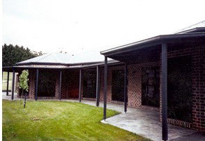 Hallora VIC Builder Search