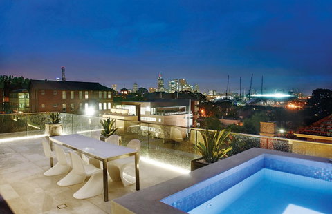 Davies Henderson Pty Ltd - Builder Search 1