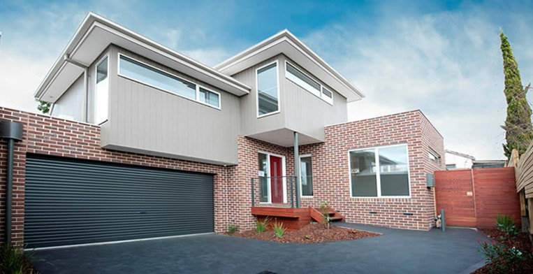 K  S Build Mitcham