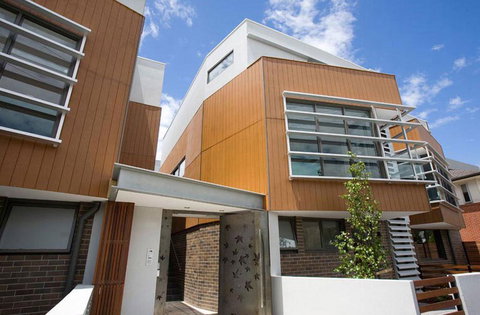 4 Dimensions Building Contractors - Builder Search 2