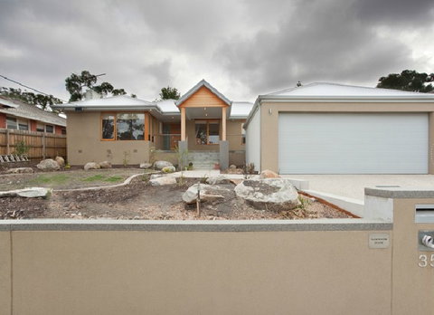 Davidson G C Constructions Pty Ltd - Builder Search 0